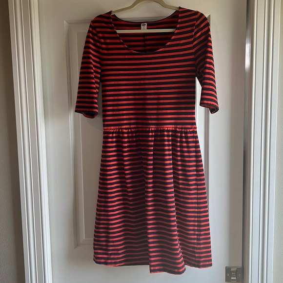 Old Navy Dresses & Skirts - Striped Navy Orange Dress